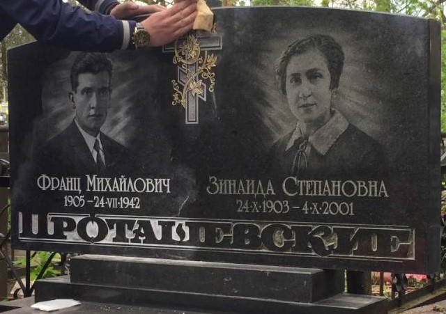 Как правильно ухаживать за памятниками: рекомендации и важные нюансы